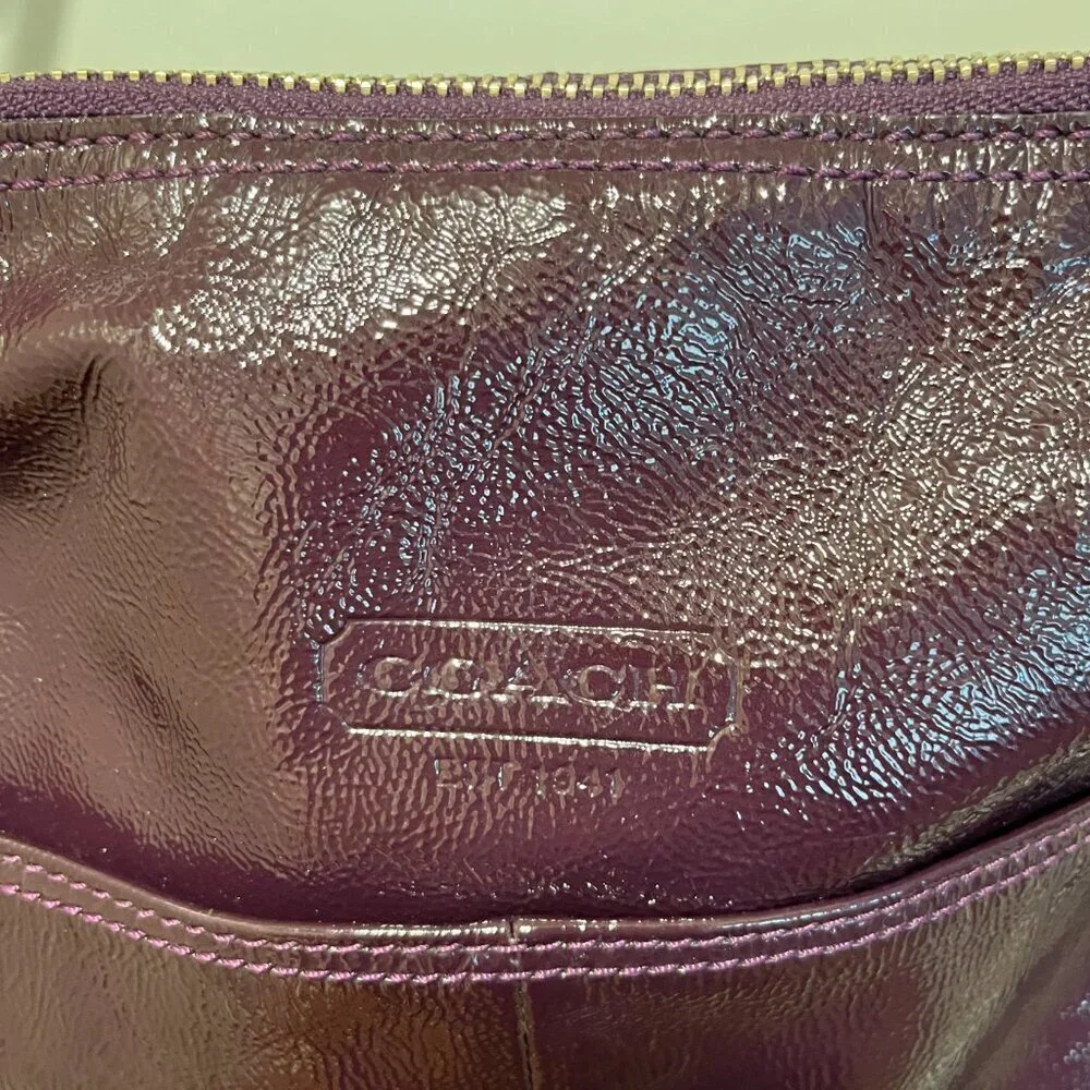 Coach HOBO Shoulder Bag, Purple Patent Leather with HANG TAGS zip close